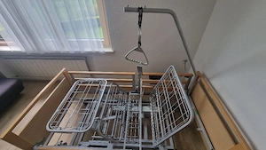 Pflegebett 