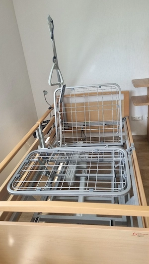 Pflegebett  Bild 4