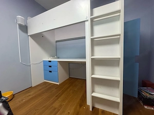 Hochbett mit Schreibtisch und Kleiderschrank Bild 2