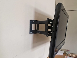 Grundig TV 32 Zoll Bild 2