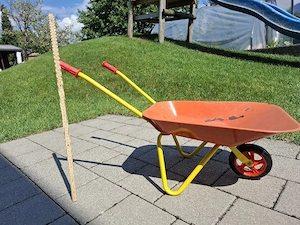 Kinder Metallschubkarre