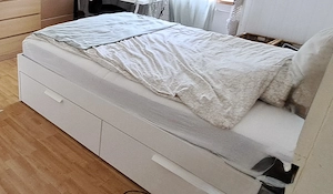 Ikea Brimnes Bett 140x200 mit Schubladen und Leirsund Lattenrost Bild 2