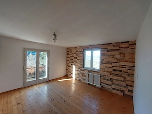 Zuverkaufen  Zweifamilienhaus  Rüttiweg  3 Laterns  6830 Bild 4