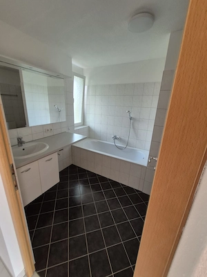 Helle 2-Zimmer-Wohnung in Nofels in Grenznähe zur Schweiz und Liechtenstein Bild 8