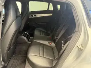 Porsche Panamera Bild 17
