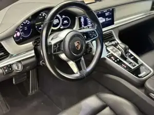 Porsche Panamera Bild 10