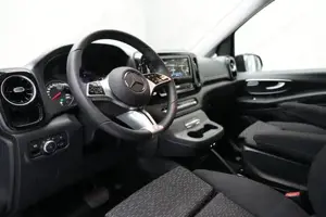 Mercedes-Benz Vito 116 CDI 4x4 Tourer PRO Lang Navi W-Paket Bild 6