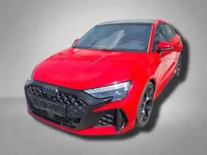 Audi RS3 Limousine 2.5 TFSI 7-Gang S tronic 294 kW (400 ...