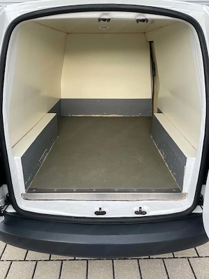 Volkswagen Caddy Maxi Frischedienst 1,6 TDI DPF Bild 10
