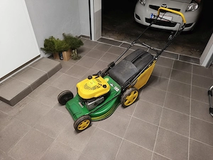 Professioneller Benzinrasenmäher voll funktionsfähig, Selbstfahrer Bild 2