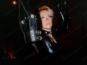 Möchte, ehrliche und adäquate Fetischisten*Innen in den Bdsm Bereich verführen  Bild 5
