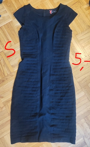 Damenkleidung S