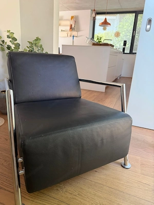 Designerstuhl  Bild 3