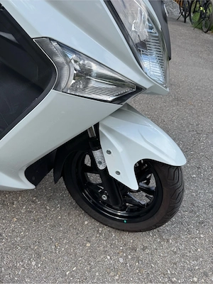 SYM 300GTSi Motoroller *Sehr Gepflegt* Bild 2