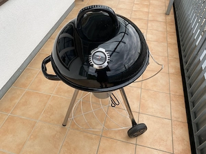 Neuer Holzkohle Grill