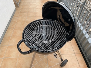 Neuer Holzkohle Grill Bild 2