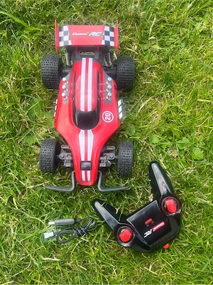 Ferngesteuertes Carrera RC Buggy Auto - Akku & Fernbedienung Bild 2