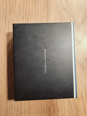 Neue Tommy Hilfiger Geldtasche Bild 2