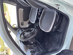 Renault Twingo mit Schiebedach Bj 2 Km Bild 5