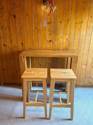 Bartisch mit 2 Hocker Bild 2