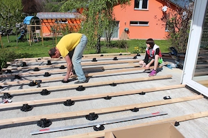 Achtung Terrassenbauer - Material für Befestigung Holzdielen Bild 2