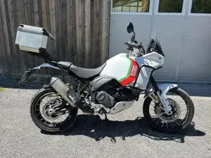 Ducati desert x sehr guter Zustand  Bild 4