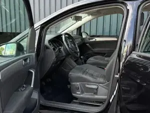 VW Touran Comfortline 1.6 TDI   7-Sitzer, NAVI, LED, Standheizung, AHK Bild 3