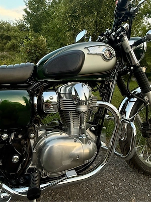 Neuwertige Kawasaki W800 frisch vorgeführt Bild 4