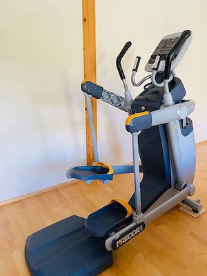 Crosstrainer Precor AMT 100i Bild 3