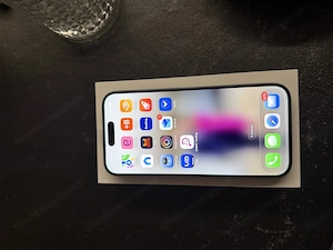 Apple iPhone 15 Pro 128 GB Bild 3