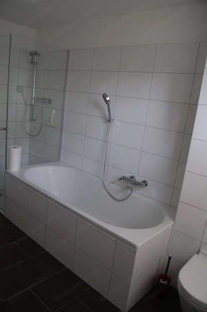 Tolle 3 Zimmer Wohnung mit Garten Bild 4
