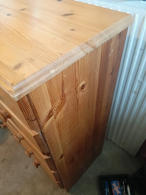 Massivholz-Schubladenkommode Bild 5