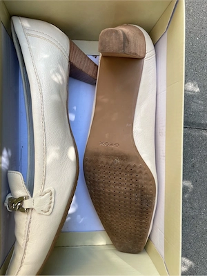 Geox Respira Damen Pumps Leder Gr. 41 Creme Beige mit Originalschachtel Bild 2