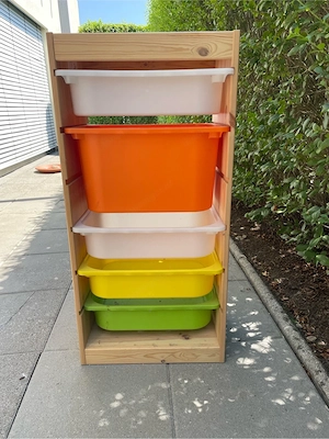 IKEA TROFAST Aufbewahrungsregal mit 5 Boxen   Massivholz   Top Zustand Bild 3