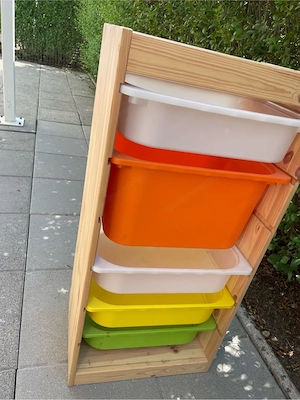 IKEA TROFAST Aufbewahrungsregal mit 5 Boxen   Massivholz   Top Zustand Bild 2