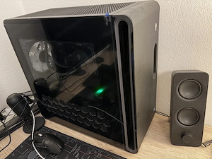 Dell Alienware Aurora R16 Gaming PC (14th I7-14700KF, RTX 4070 SUPER 12GB, 32 GB RAM DDR5, 1 TB SSD)