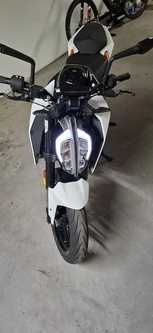 ktm Duke 125 Bild 5
