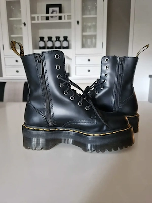 Dr. Martens Jadon Plateaustiefel Gr. 37 Bild 4