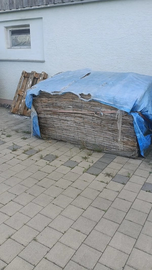 Schilfmatten; eine Palette Bild 2