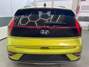 Hyundai BAYON PREMIUM NAVI SHZ RFK PDC KLIMAAUTOMATIK Licht/R... Bild 4