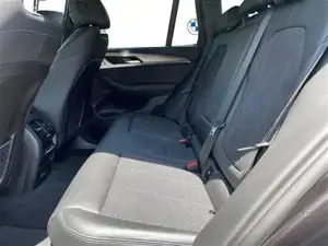 BMW X3 xDrive30e M Sport // Head-Up // elektr. Anhängerkupplung Bild 11