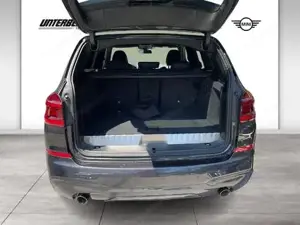 BMW X3 xDrive30e M Sport // Head-Up // elektr. Anhängerkupplung Bild 12