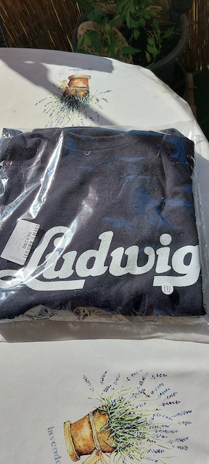 t- shirt Ludwig drums oldstyle Bild 2