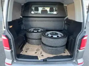 VW Transporter T6 2.0 TDI 4Motion Caravelle Comfortli Bild 11