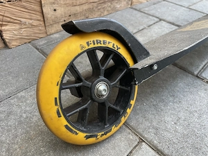 Firefly Klapp-Scooter mit 200-mm-Rollen   20    Bild 2