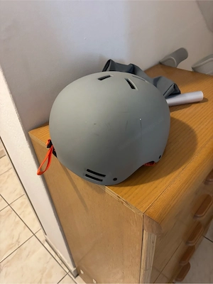Burton Raider 2.0 Ski- Snowboardhelm   Größe L (59 61 cm) Bild 2
