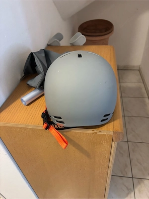 Burton Raider 2.0 Ski- Snowboardhelm   Größe L (59 61 cm) Bild 3