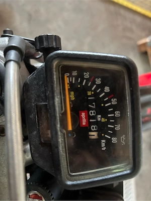 Schlacht moped Bild 5