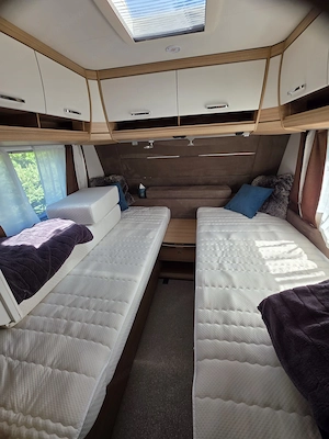 Dethleffs 550 ESK mit Stockbett, Mover, Klima, Einzelbetten Bild 8