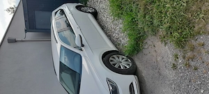 Passat Variant 2.0 TDI SCR DSG Comfortline Bild 6